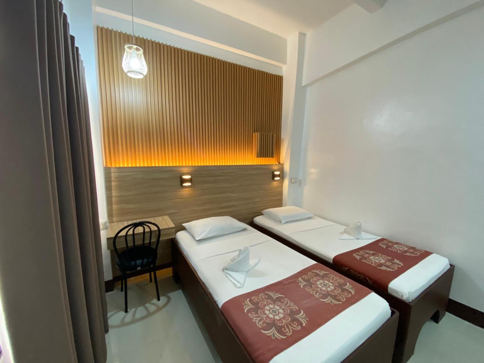 Stone House Quezon City San Juan  Экстерьер фото