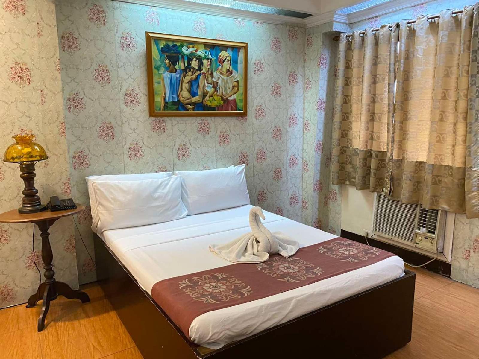 Stone House Quezon City San Juan  Экстерьер фото