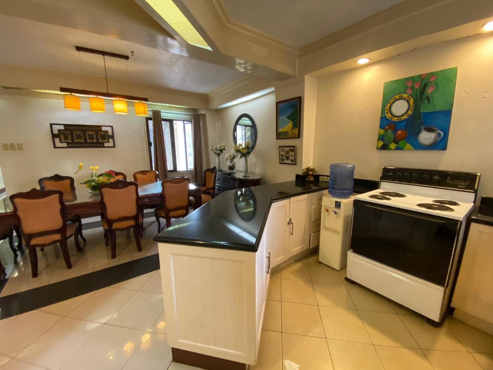 Stone House Quezon City San Juan  Экстерьер фото