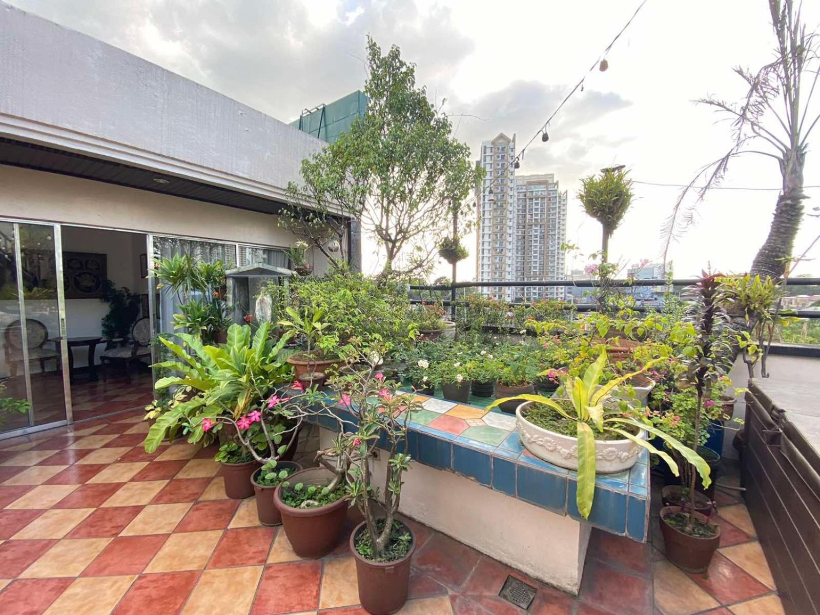 Stone House Quezon City San Juan  Экстерьер фото