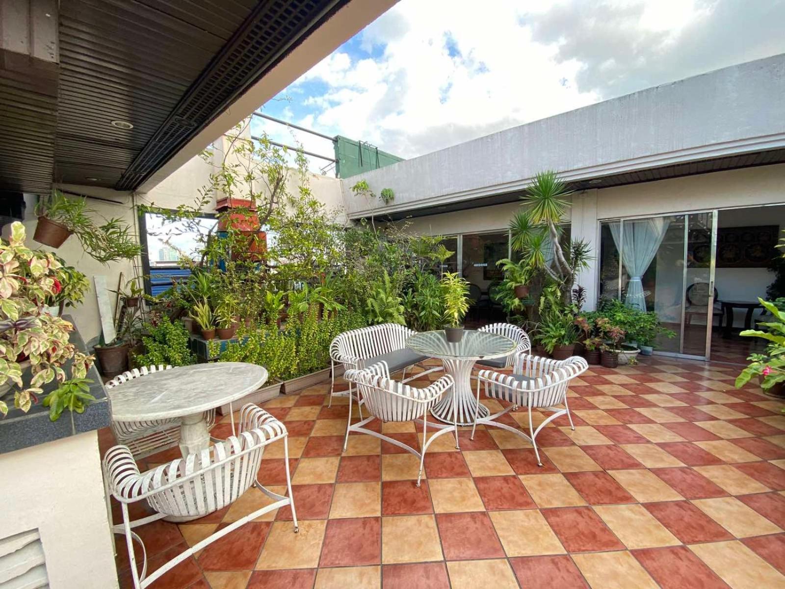 Stone House Quezon City San Juan  Экстерьер фото
