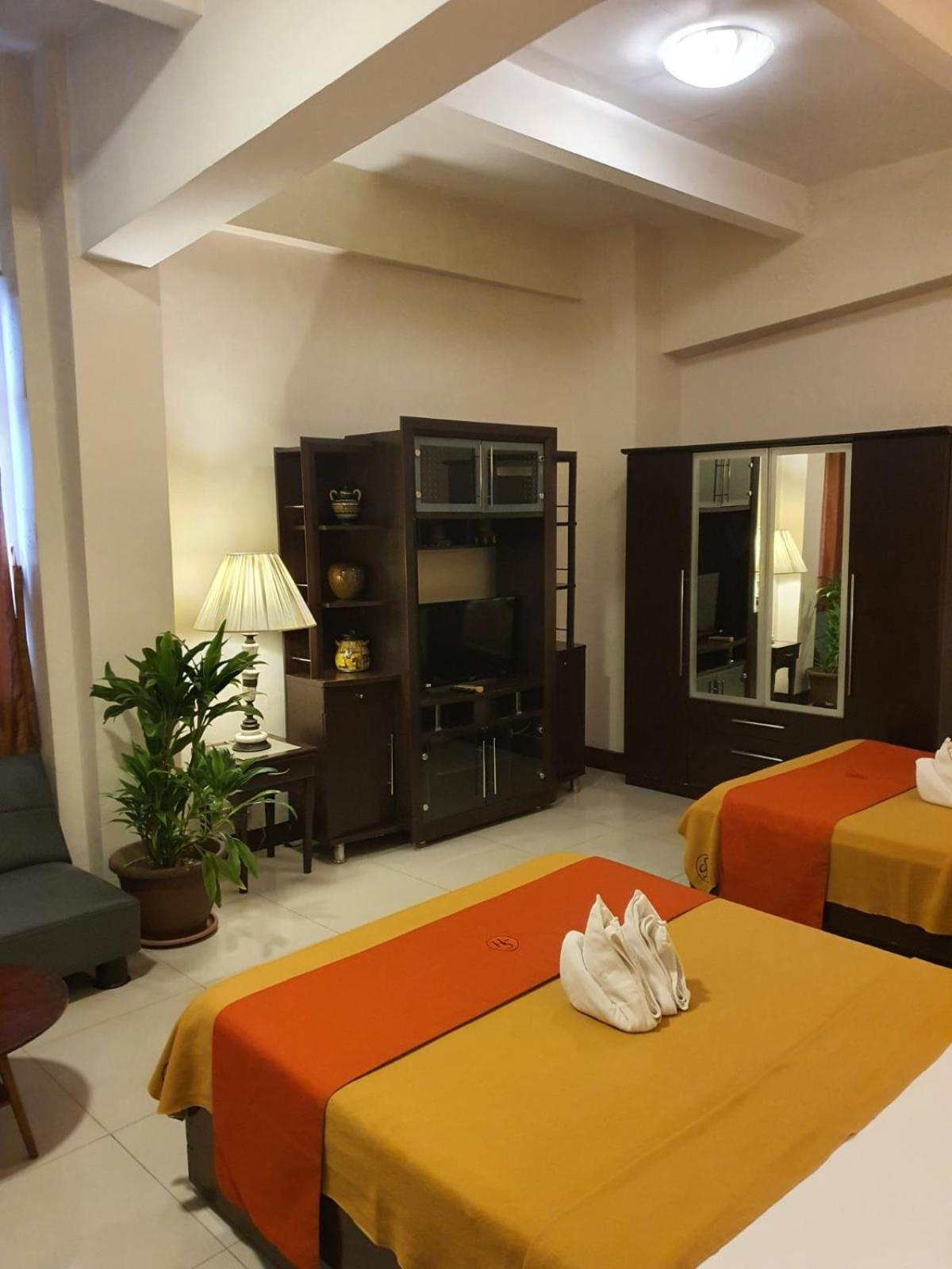 Stone House Quezon City San Juan  Экстерьер фото